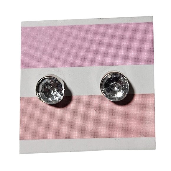 Classic Round Crystal Stud Earrings Silver Tone Bezel Setting Minimalist Jewelry - Picture 1 of 2